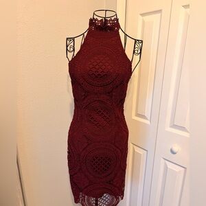 Elegant Lace Halter Midi Dress